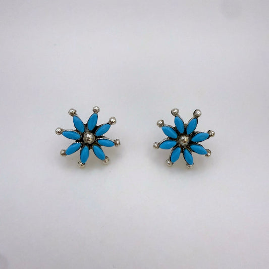 Turquoise Cluster Flower Stud Earrings A