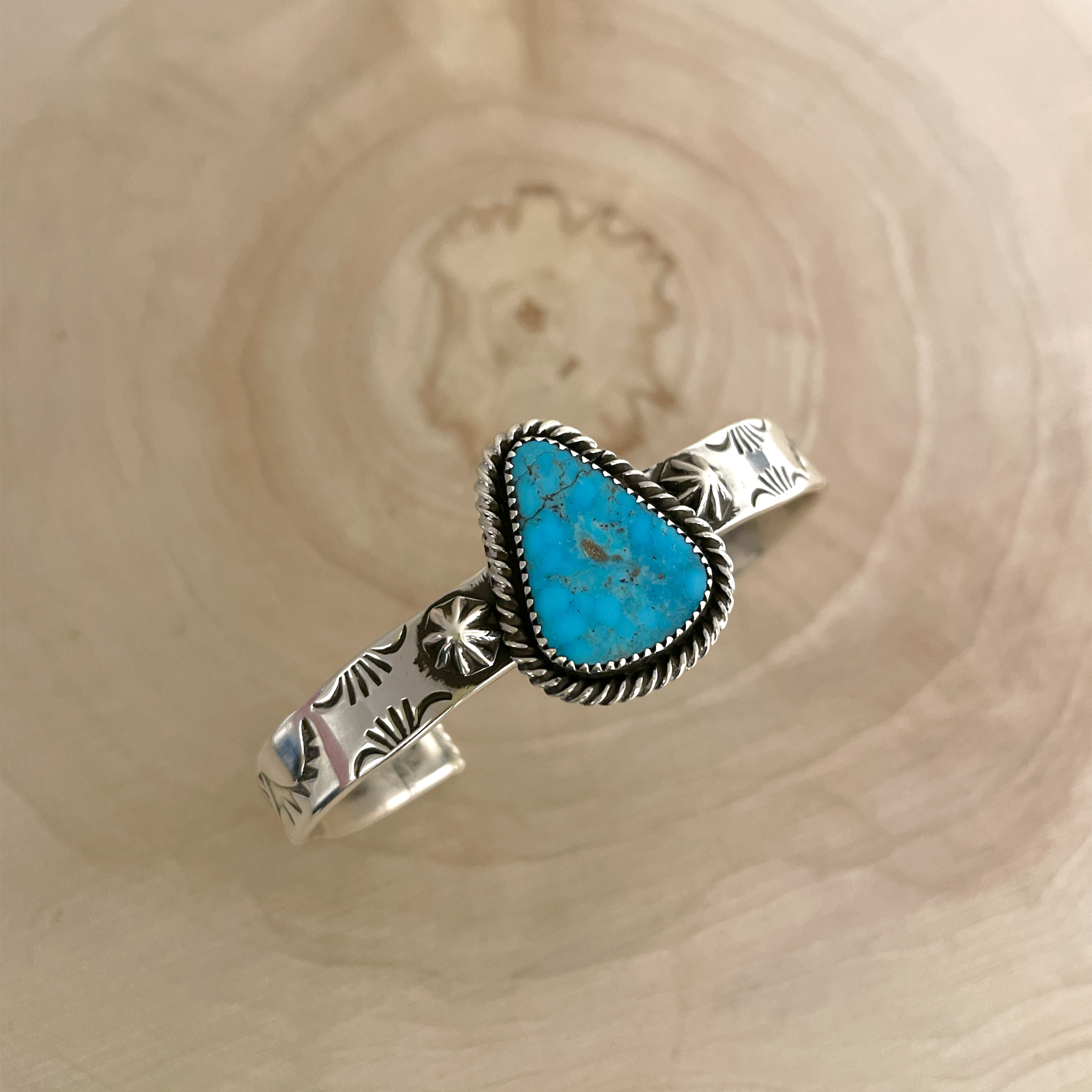 Native American Navajo Kinsley Natoni Kingman Turquoise Cuff