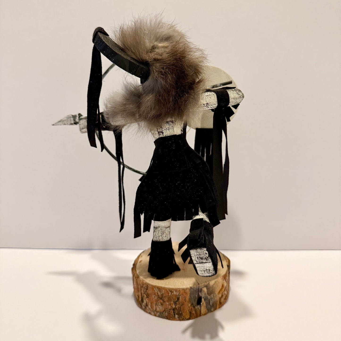 ネイティブアメリカンナバホ族 スタンディングバッファローウォーリアカチーナドール/ブラック