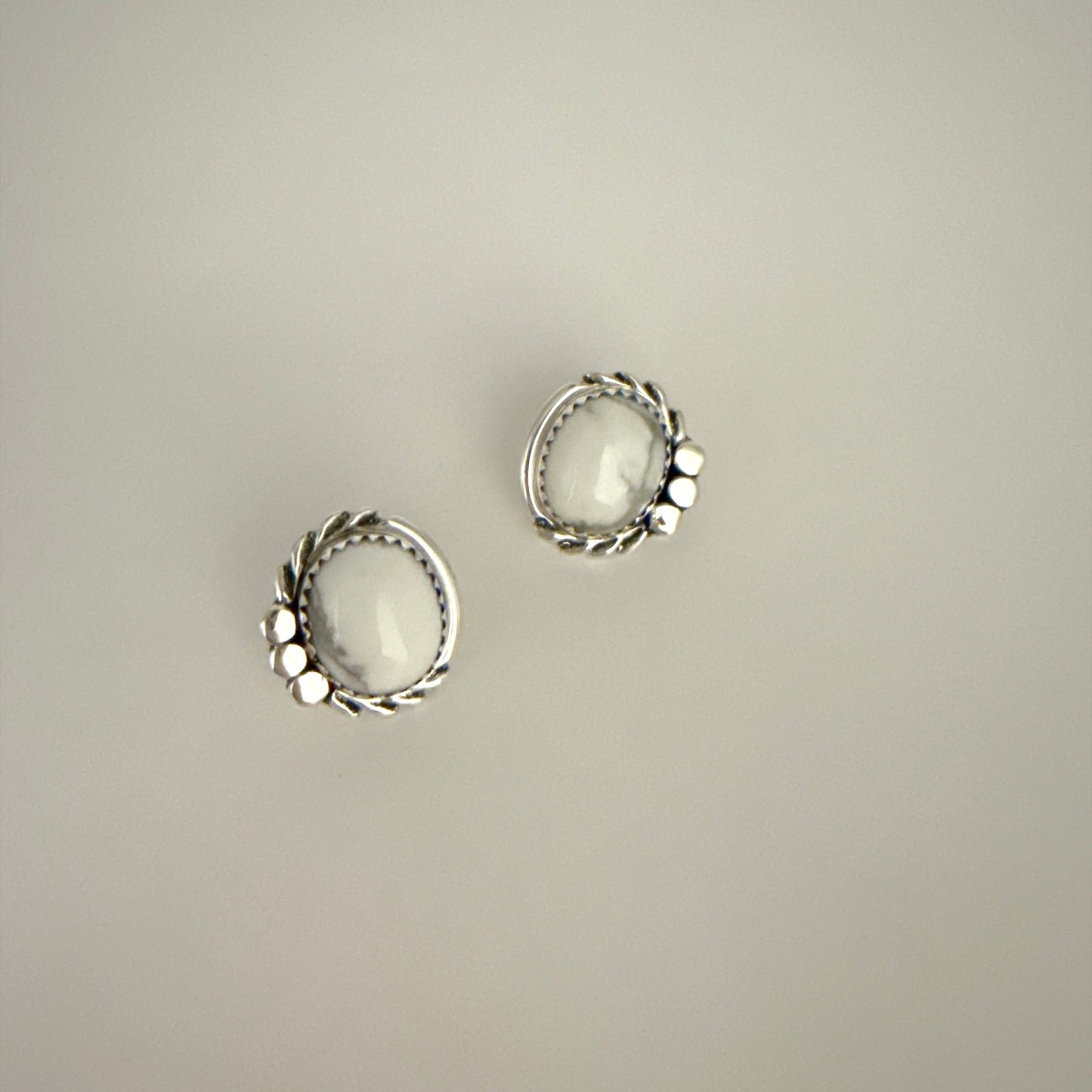 Howlite Stud Earrings A