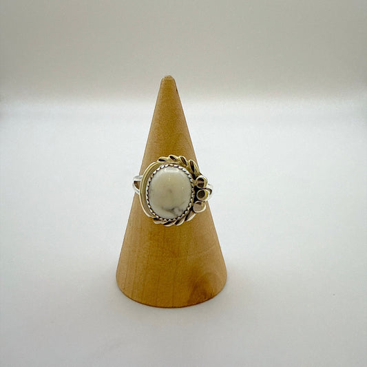 Howlite Ring Size 7.5