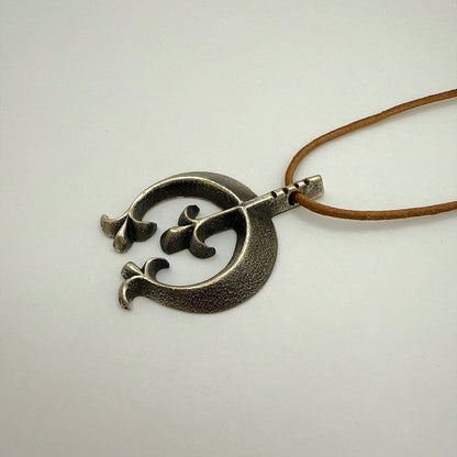 トゥファキャストナジャペンダントトップ By Aaron Anderson