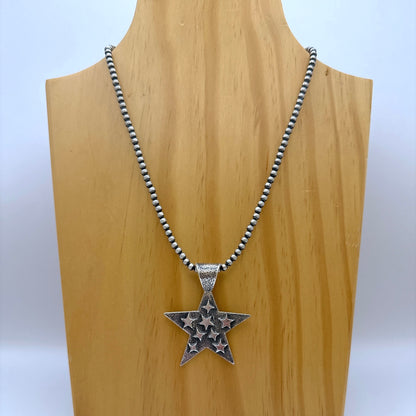 トゥファキャストスターペンダントトップ By Kevin Yazzie