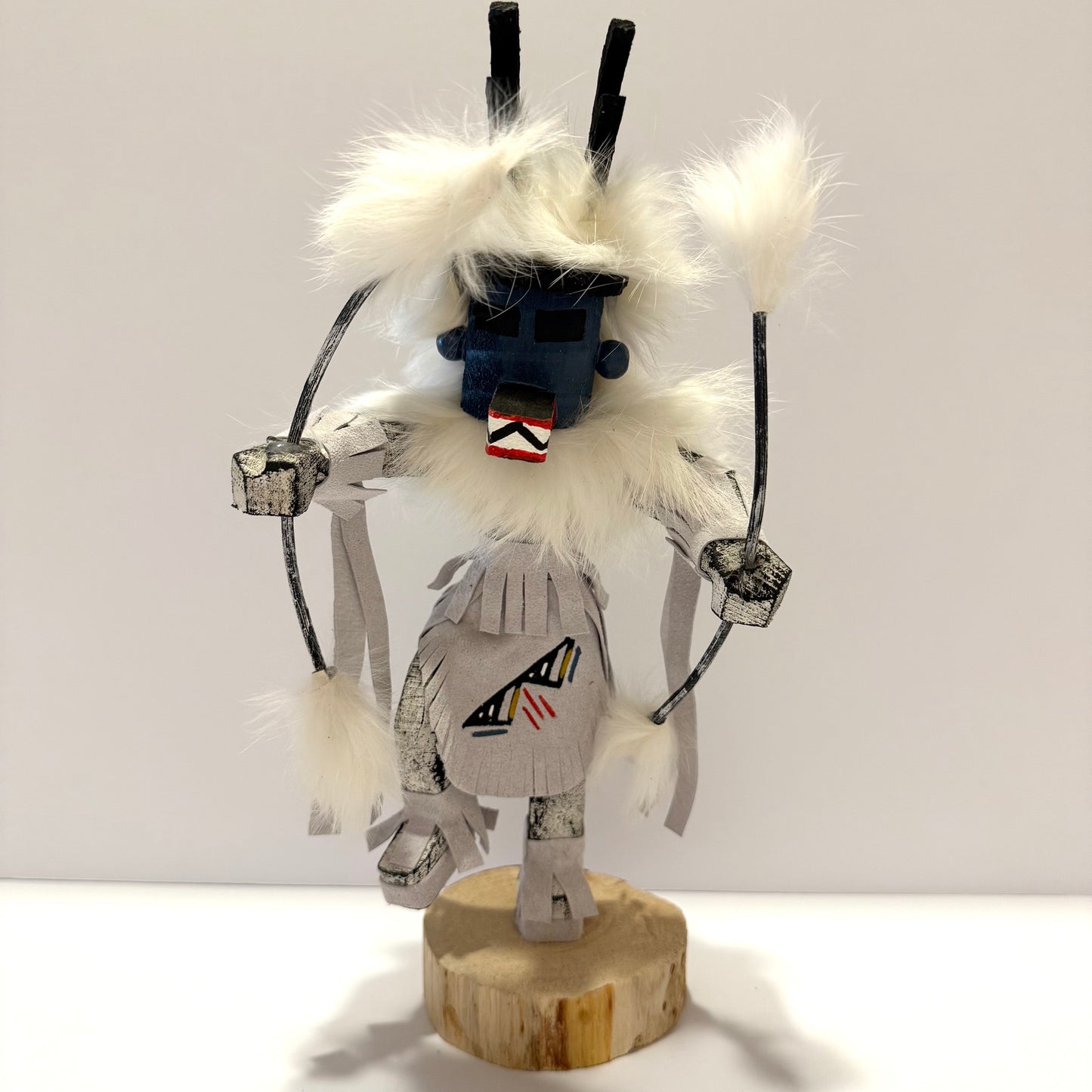 ネイティブアメリカンナバホ族 ディアカチーナドール / ホワイト