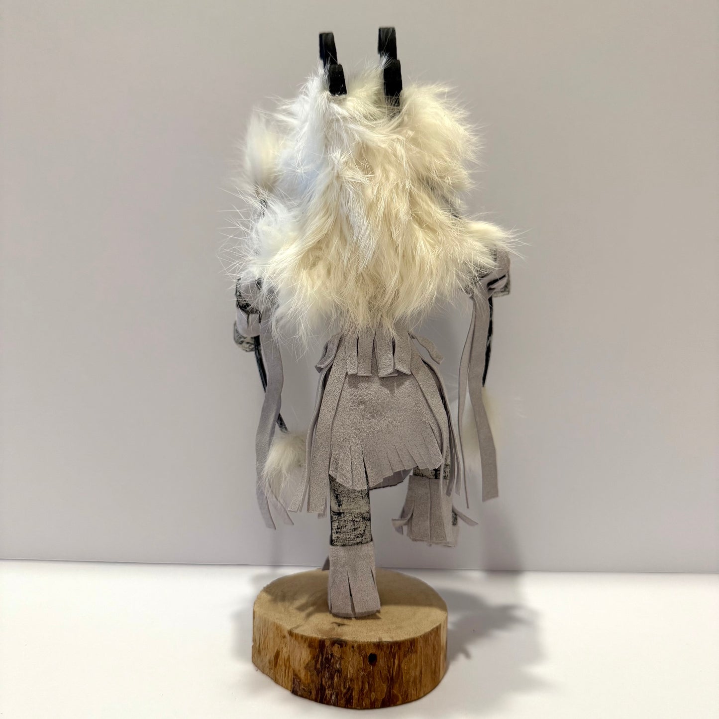 ネイティブアメリカンナバホ族 ディアカチーナドール / ホワイト