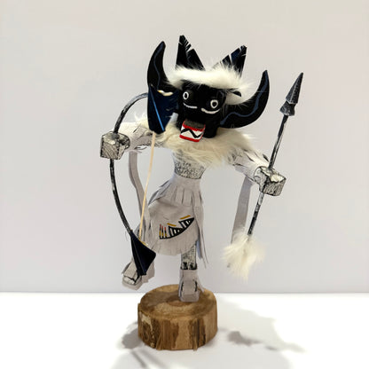 ネイティブアメリカンナバホ族 アホテカチーナドール /ホワイト