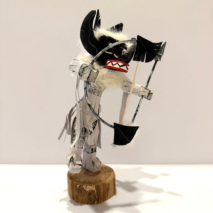 ネイティブアメリカンナバホ族 アホテカチーナドール /ホワイト