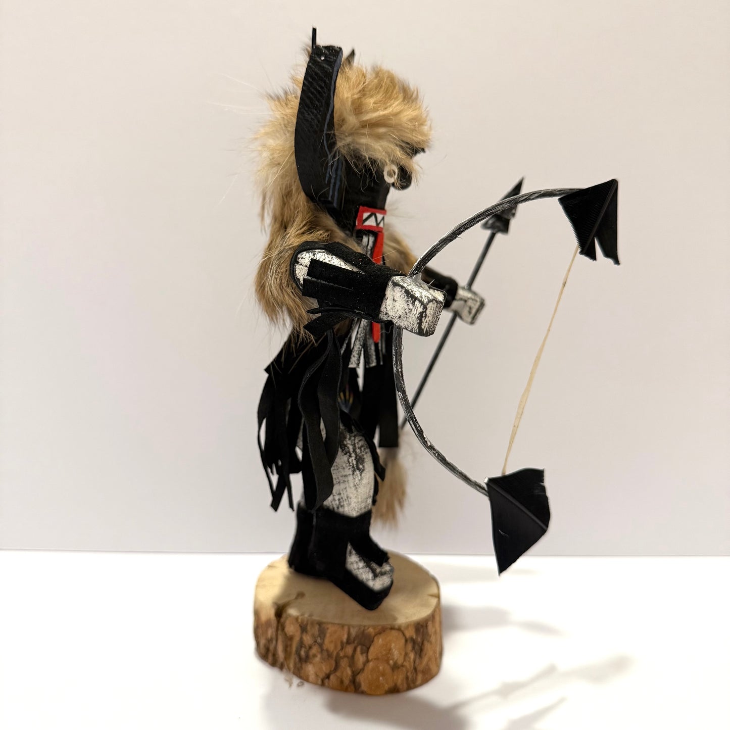 ネイティブ アメリカンナバホ族 アングリーウォーリアダンサー カチーナドール / ブラック