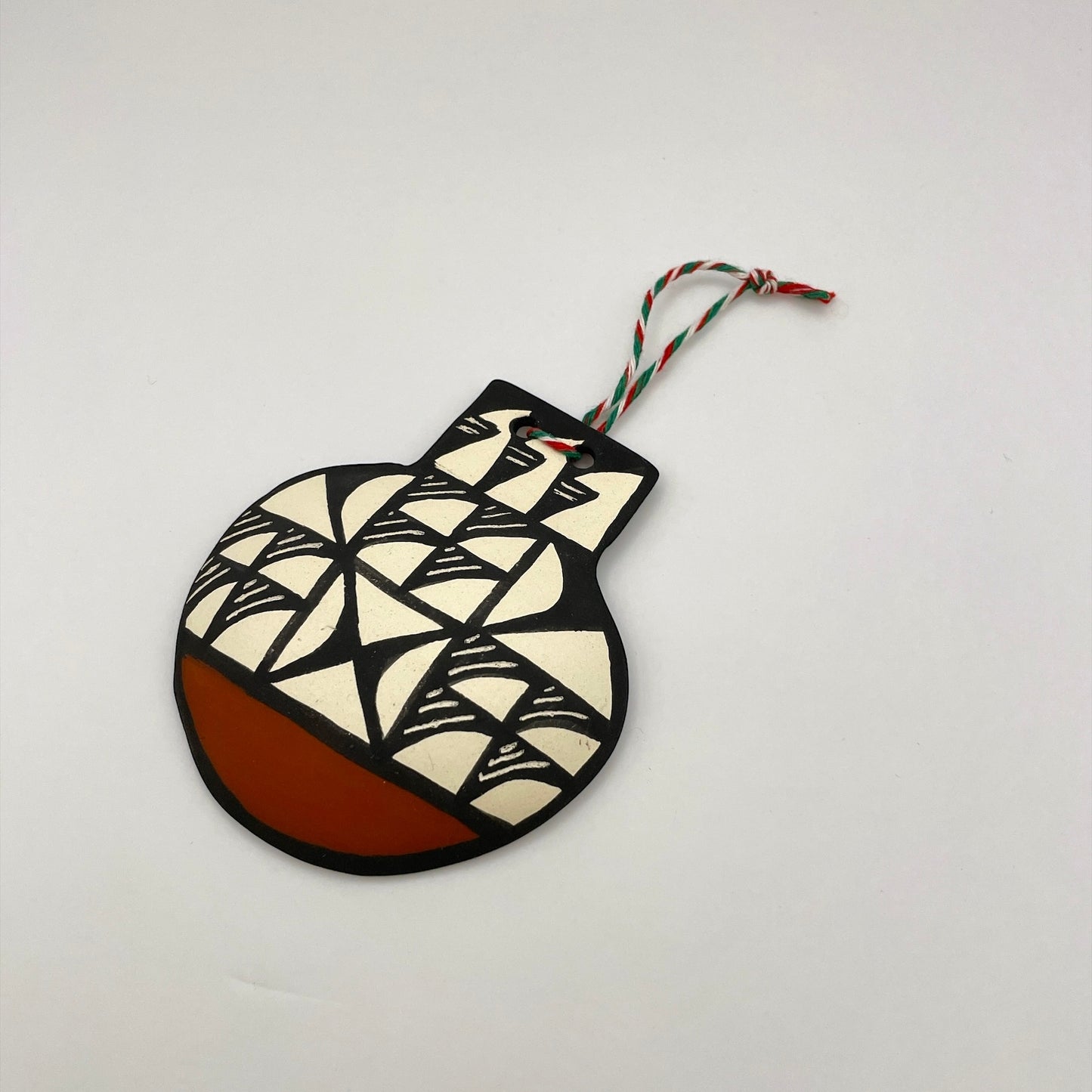 Native American Acoma Ornament A17