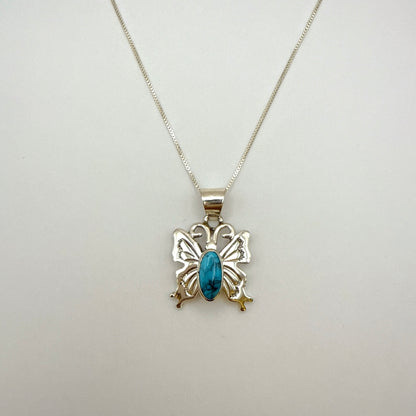 バタフライクラウドマウンテンターコイズペンダントネックレス