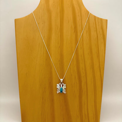 バタフライクラウドマウンテンターコイズペンダントネックレス