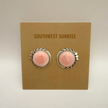 Pink Conch Shell Round Stud Earrings