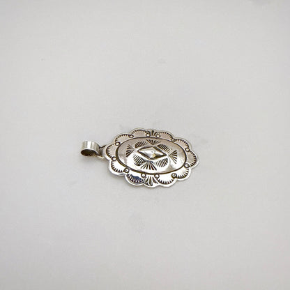 スタンプワークシルバーペンダントトップ B