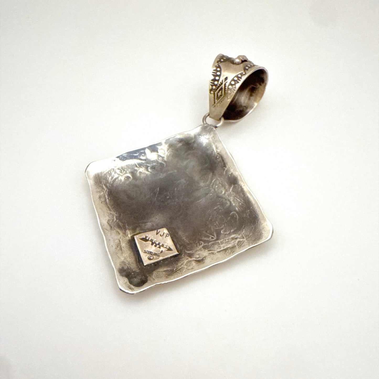 スタンプワークペンダントトップ By Vincent Platero