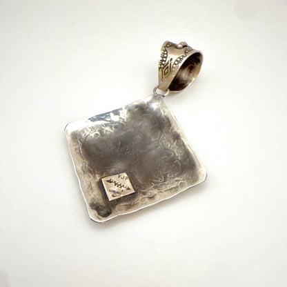 スタンプワークペンダントトップ By Vincent Platero