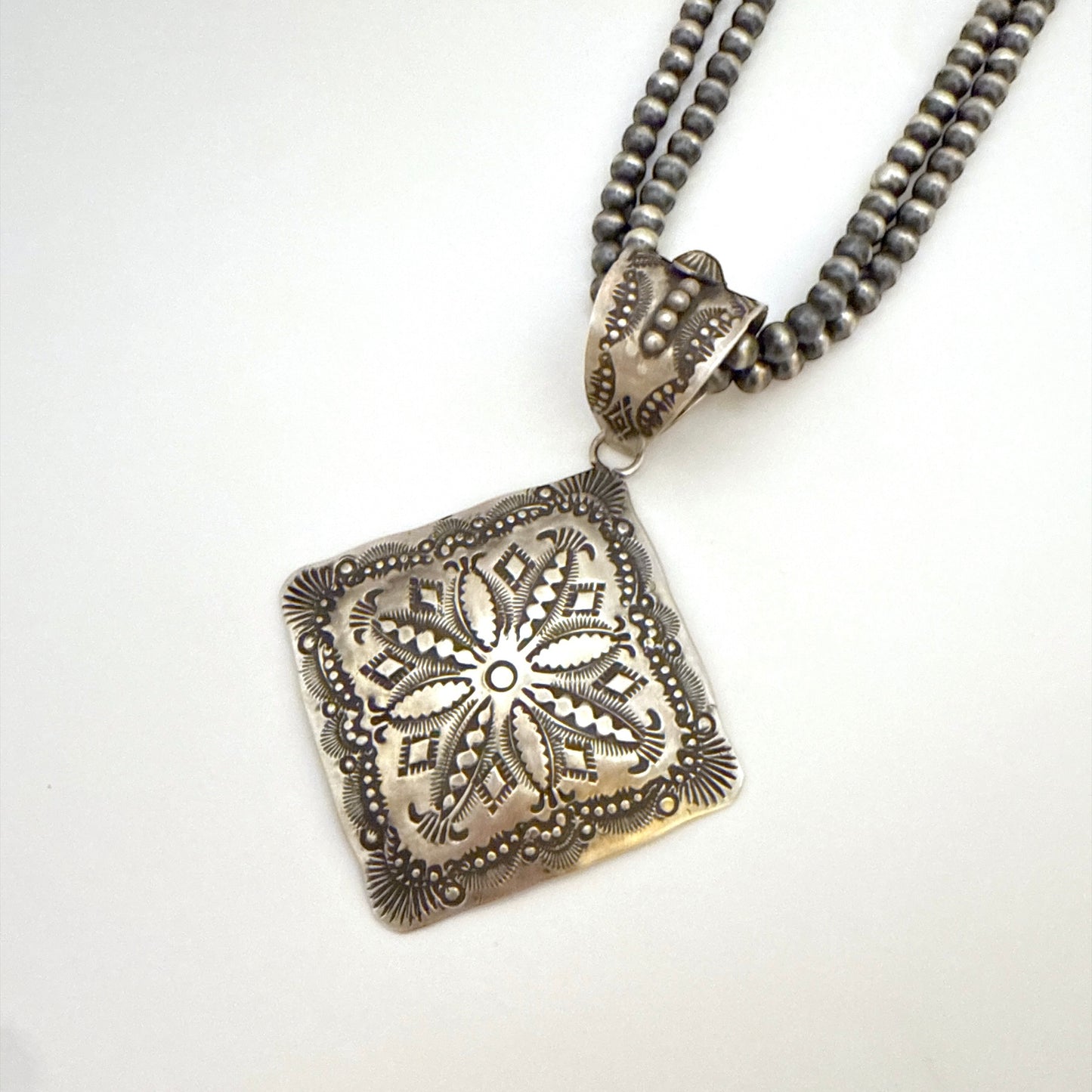 スタンプワークペンダントトップ By Vincent Platero