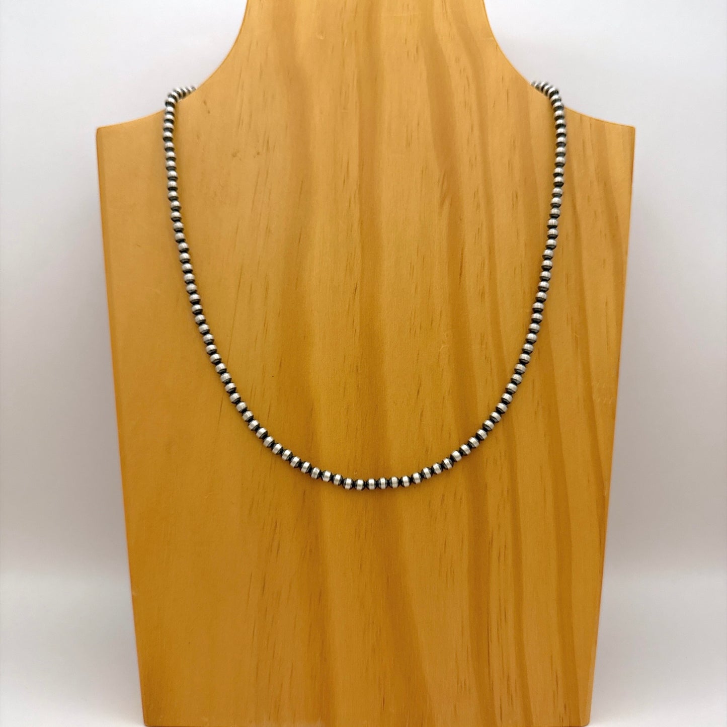 ナバホパールネックレス 4mm - 50cm