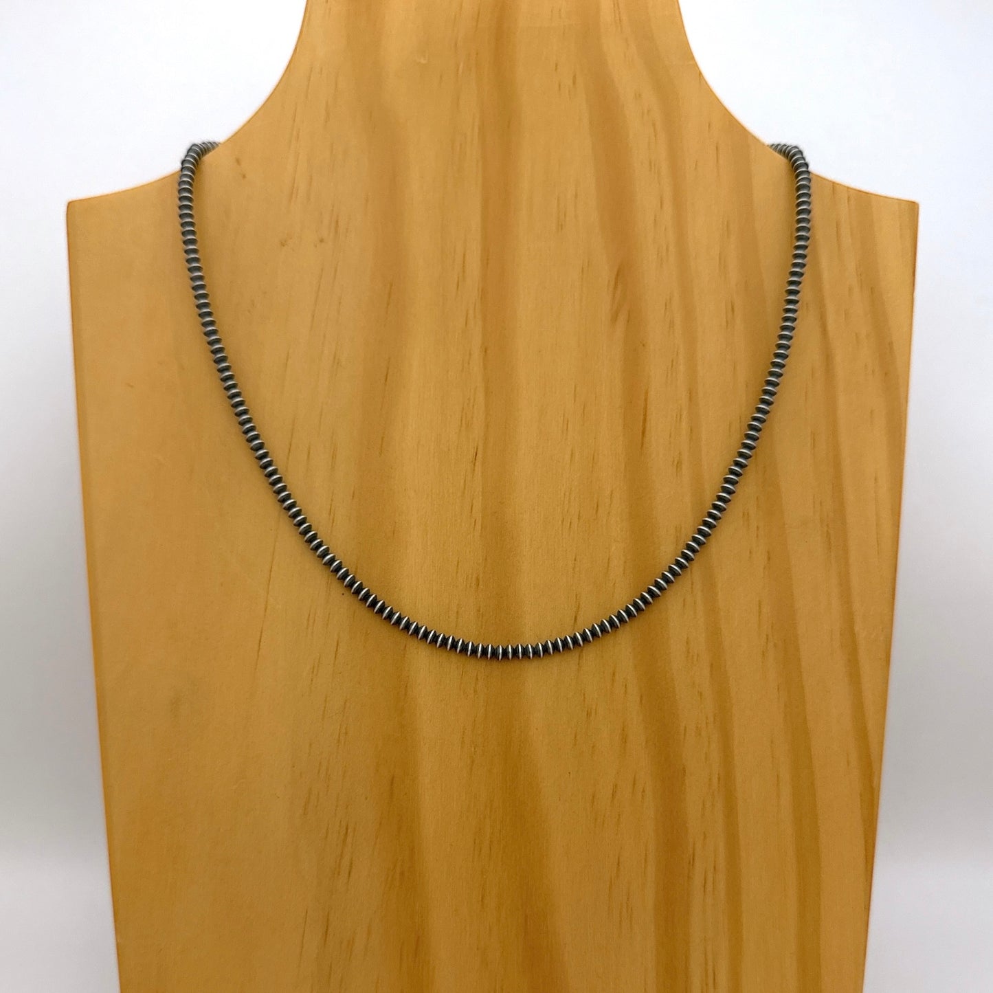 ナバホパールネックレス（そろばん型）3mm - 45cm