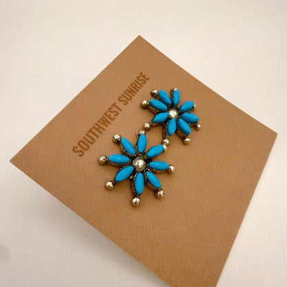 Turquoise Cluster Flower Stud Earrings A