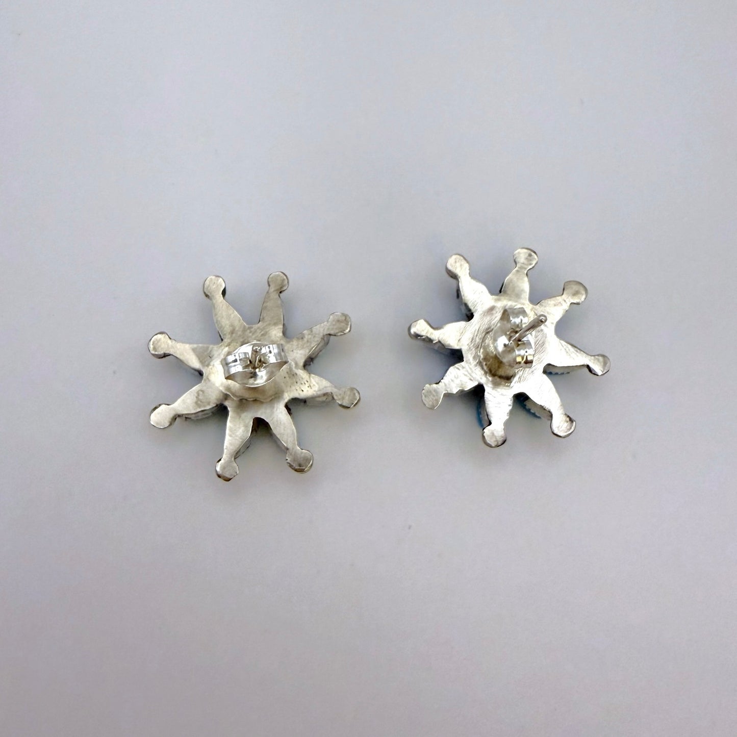 Turquoise Cluster Flower Stud Earrings A