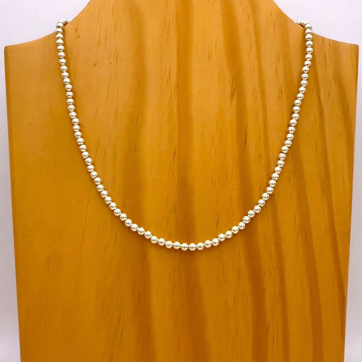 シャイニーナバホパールネックレス 4mm - 46cm