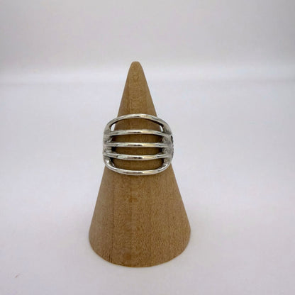 Ribbed Ring Size 7.5