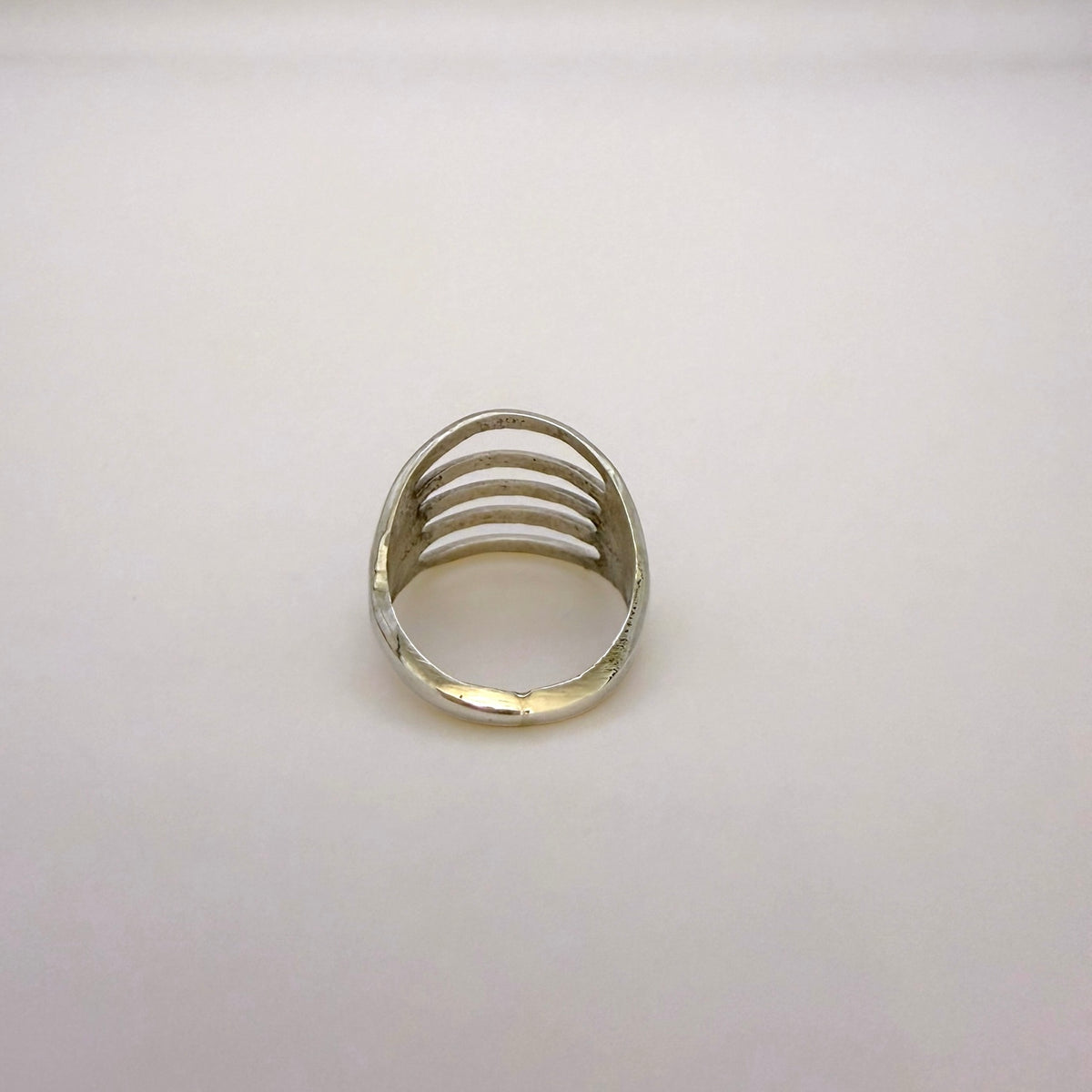 Ribbed Ring Size 7.5