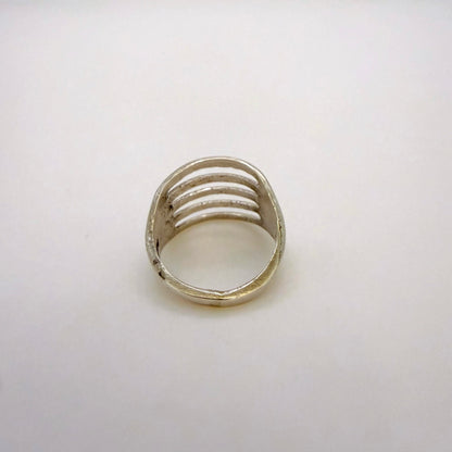 Ribbed Ring Size 8