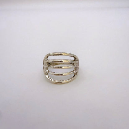 Ribbed Ring Size 8