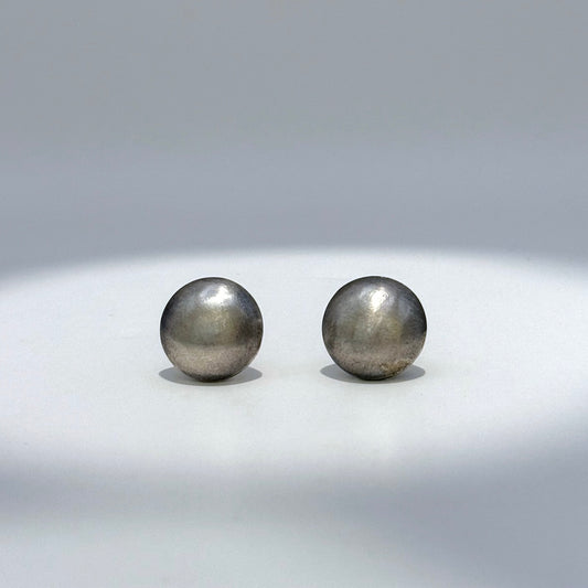 Oxidized Navajo Pearl Stud Earrings 5/8"