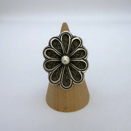Sterling Silver Floral Ring by Calvin Martinez – Size 8.5