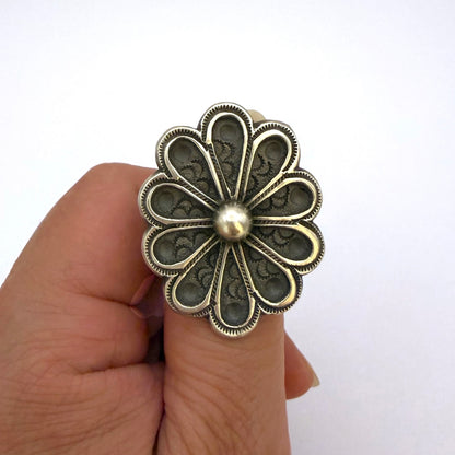 Sterling Silver Floral Ring by Calvin Martinez – Size 8.5