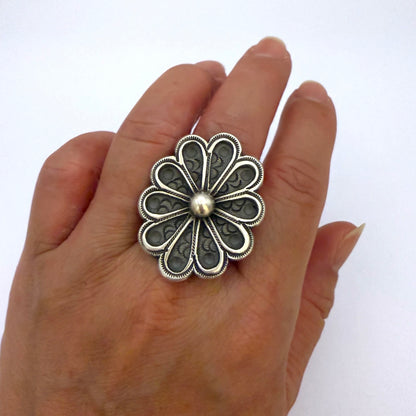 Sterling Silver Floral Ring by Calvin Martinez – Size 8.5