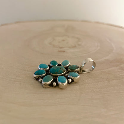 キングマンターコイズクラスターペンダント By Geraldine James A