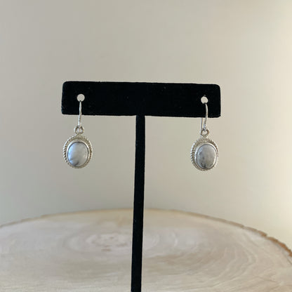 ハウライトピアス