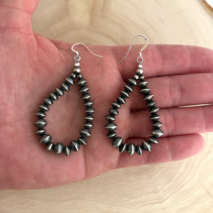 ナバホパールピアス B by Reva Goodluck