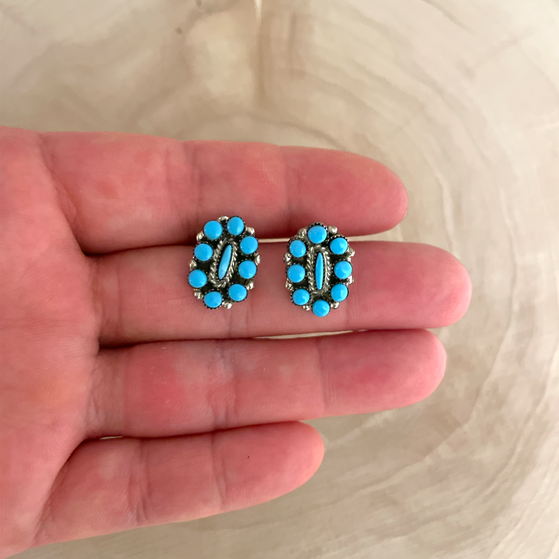 Native American Zuni Small Turquoise Cluster Earrings – SOUTHWEST